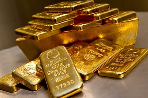 Giá vàng hôm nay ngày 28/12: Giá vàng SJC nới rộng chênh lệch mua bán