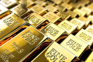 Các nhà chức trách đã chính thức thông báo tin tức trên các phương tiện truyền thông trong một nỗ lực để tìm ra người đã để lại một túi vàng trị giá 152.000 bảng Anh (hơn 4 tỷ đồng) trên một chuyến tàu ở Thụy Sĩ.