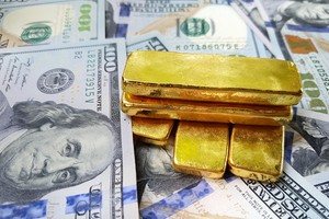 Giá vàng hôm nay ngày 15/6: Giá vàng tăng nhẹ 10.000 đồng/lượng