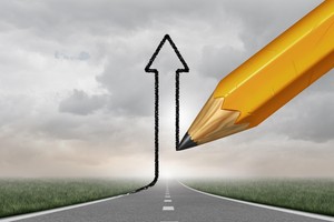 Chuyên gia "chỉ lối" đầu tư khi thị trường vừa ở chân sóng