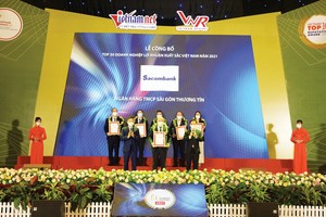 Sacombank thuộc Top 50 doanh nghiệp lợi nhuận xuất sắc Việt Nam năm 2021