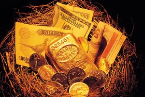 USD, vàng đồng loạt hạ nhiệt