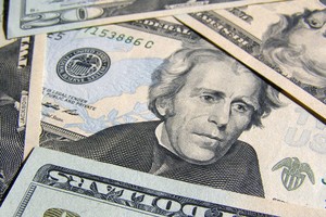 Đồng USD có thể giảm giá tới 20% sau khi Fed nâng lãi suất