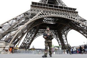 Việc Paris bị tấn công tác động mạnh tới tâm lý của giới đầu tư