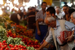 Các lệnh cấm vận đối với Thổ Nhĩ Kỳ có thể khiến giá cả hàng hóa tại Nga tăng thêm 0,4 điểm phần trăm kể cuối năm nay cho tới đầu năm 2016