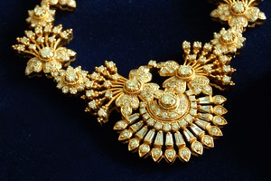 Giá vàng ngày 29/2: Tăng mạnh trở lại