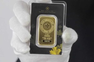 Giá vàng tuần mới: Thách thức ngưỡng 1.300 USD/ounce