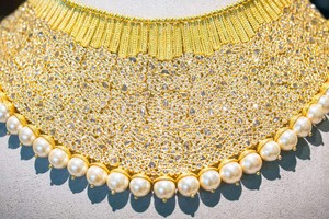 Giá vàng ngày 24/6: Tăng dựng đứng nhờ Brexit