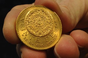 Giá vàng ngày 11/8: Thiếu thông tin hỗ trợ, giá vàng quay đầu giảm mạnh