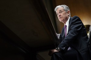 Phát súng tịt của Fed