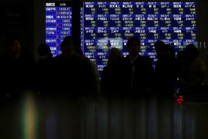 Chứng khoán thế giới phục hồi sau hai phiên bán tháo