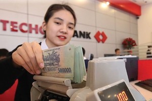 Big 4 ngân hàng phải thay đổi vì “kẻ phá bĩnh” mang tên Techcombank