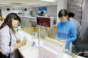 ACB, lợi nhuận giảm mạnh, nợ xấu tăng