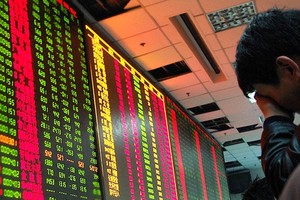 Thêm 3 cổ phiếu trên HNX vào diện bị kiểm soát