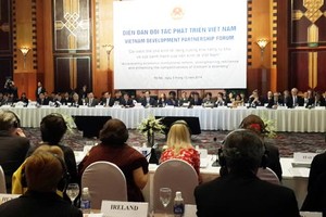 Diễn đàn Đối tác Phát triển Việt Nam (VDPF) tổ chức năm 2014 tại Hà Nội
