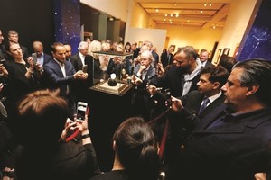 Kim cương hết lấp lánh