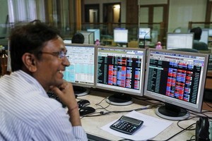 Khối ngoại trở lại bán ròng hơn 100 tỷ đồng trong phiên bứt phá 27/9