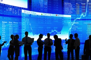 Góc nhìn chuyên gia tuần mới: “Cuộc đua tam mã” ROS, FLC, VIC hứa hẹn còn nhiều hấp dẫn