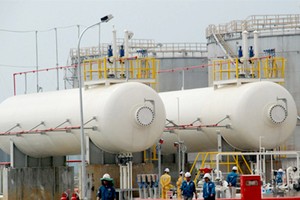 Đã kết thúc năm, GAS vẫn điều chỉnh giảm mạnh kế hoạch kinh doanh 2016