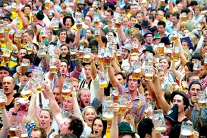 Uống bia điều độ có lợi cho sức khỏe