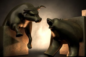 Top 10 cổ phiếu tăng/giảm mạnh nhất tuần: Quán quân chỉ tăng có...60%