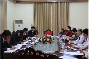 Bảo hiểm xã hội Việt Nam làm việc với đoàn nghiên cứu của IHEP