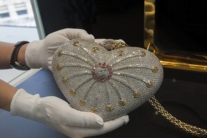 Chiếc túi xách đắt nhất thế giới trở lại thị trường