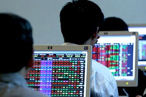 Thêm 1 cá nhân bị phạt nặng vì sử dụng 32 tài khoản để thao túng giá cổ phiếu KDM