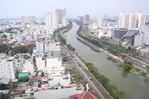 Quỹ đất tại TP.HCM cạn kiệt tạo nên một làn sóng dịch chuyển ra các tỉnh lân cận