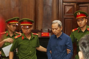 Cựu Phó chủ tịch UBND TP.HCM Nguyễn Hữu Tín (ảnh: Lê Toàn)