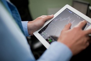 Cổ phiếu cần quan tâm ngày 19/10