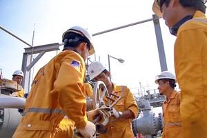 Cổ phiếu cần quan tâm ngày 10/11