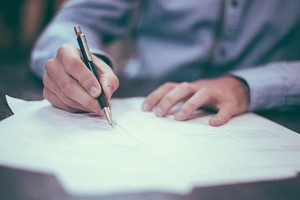 Giá trị pháp lý của thỏa thuận không làm việc cho đối thủ cạnh tranh