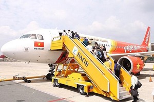 Phục vụ mặt đất Sài Gòn (SGN) trả cổ tức 15% bằng tiền mặt