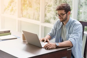 Tập trung xả bluechip, khối ngoại trở lại bán ròng 350 tỷ đồng trong phiên 20/2