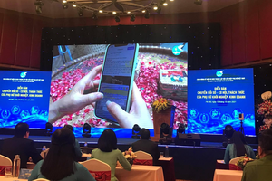 Phụ nữ áp dụng công nghệ trong hoạt động kinh doanh của doanh nghiệp