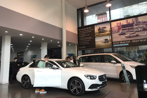 Khách hàng mua xe nhiều hơn khi có chính sách giảm 50% lệ phí trước bạ cho ô tô sản xuất, lắp ráp trong nước 