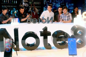 10 tháng, 10 mặt hàng chủ lực xuất khẩu 126 tỷ USD, điện thoại chiếm gần 30%