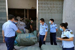 Thái Bình: Xe "luồng xanh" vận chuyển hàng không rõ xuất xứ bị tạm giữ