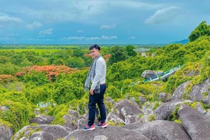 Cưỡi “Phượng Hoàng” ngao du tiên cảnh