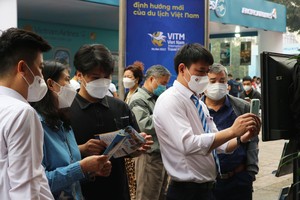 VITM 2022 khai mạc thu hút đông đảo khách mua tour