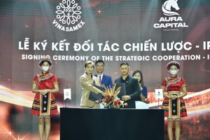 CEO Vinasamex Nguyễn Thị Huyền ký kết hợp tác chiến lược IPO cùng Chủ tịch HĐQT Aura Capital Đậu Minh Nhật