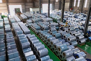 Doanh nghiệp cũng chủ động nâng cao năng lực nội sinh, đóng góp tích cực cho tăng trưởng của nền kinh tế.