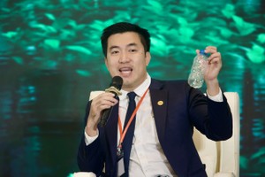 Ông Lê Anh, Giám đốc Phát triển bền vững, Công ty cổ phần Nhựa Tái chế Duy Tân. Ảnh: Chí Cường