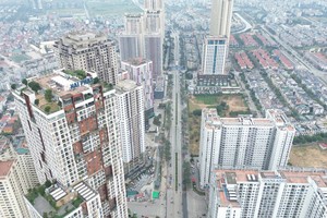 Hạ tầng áp lực, giá chung cư phía Tây vẫn tăng nóng