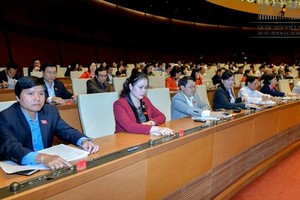 Quốc hội biểu quyết thông qua Luật Quy hoạch