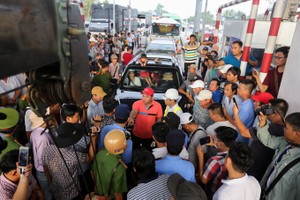 Những bất cập tại các dự án BOT như trạm Cai Lậy vẫn chưa được Bộ GTVT xử lý rốt ráo.