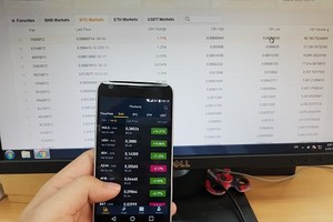 Nhiều nhà đầu tư mất ăn mất ngủ vì tuần giao dịch vừa qua của thị trường tiền ảo. Ảnh: Minh Sơn