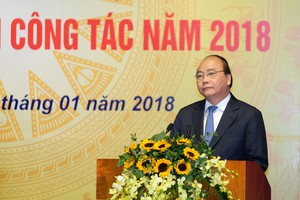 Thủ tướng phát biểu tại hội nghị. Ảnh: VGP/Quang Hiếu