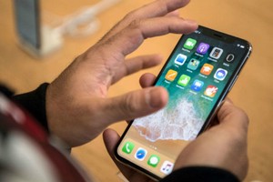 iPhone X bán chậm, Apple giảm sản lượng sản xuất